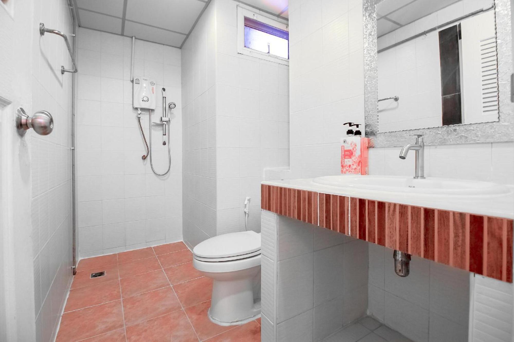 Capital O 411 Grandview Condo 15 Bangkok Kültér fotó